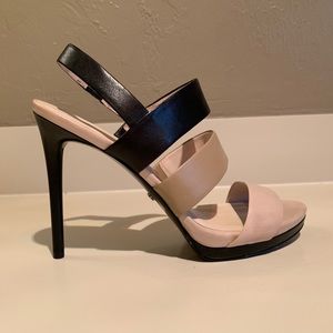 Kenneth Cole Black and Tan heel size 10